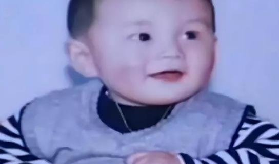 2004年，辽宁一位男孩出生后，竟然三年都不会说话，父母求医无数，却始终不见好转
