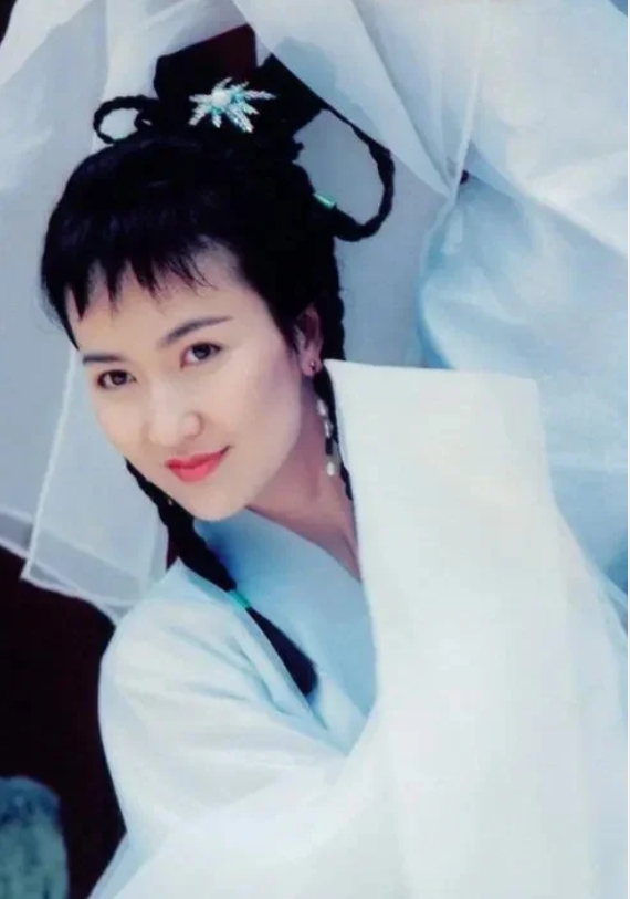 陈美琪被关之琳气到流产