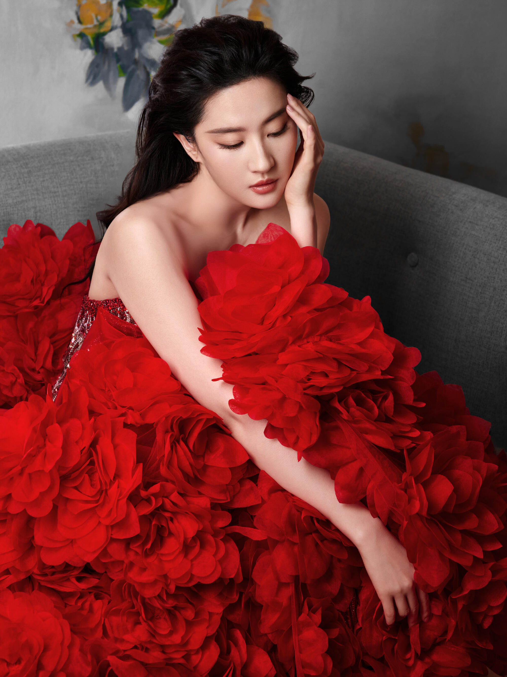 烈焰玫瑰，宝格丽女王刘亦菲，太美太养眼了