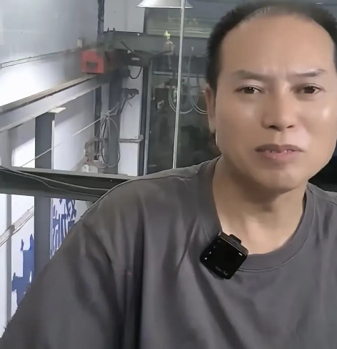 货车车主儿子视频中发声:你们为了立人设和吸粉，让我们各种被误解，各种人品被质疑。
