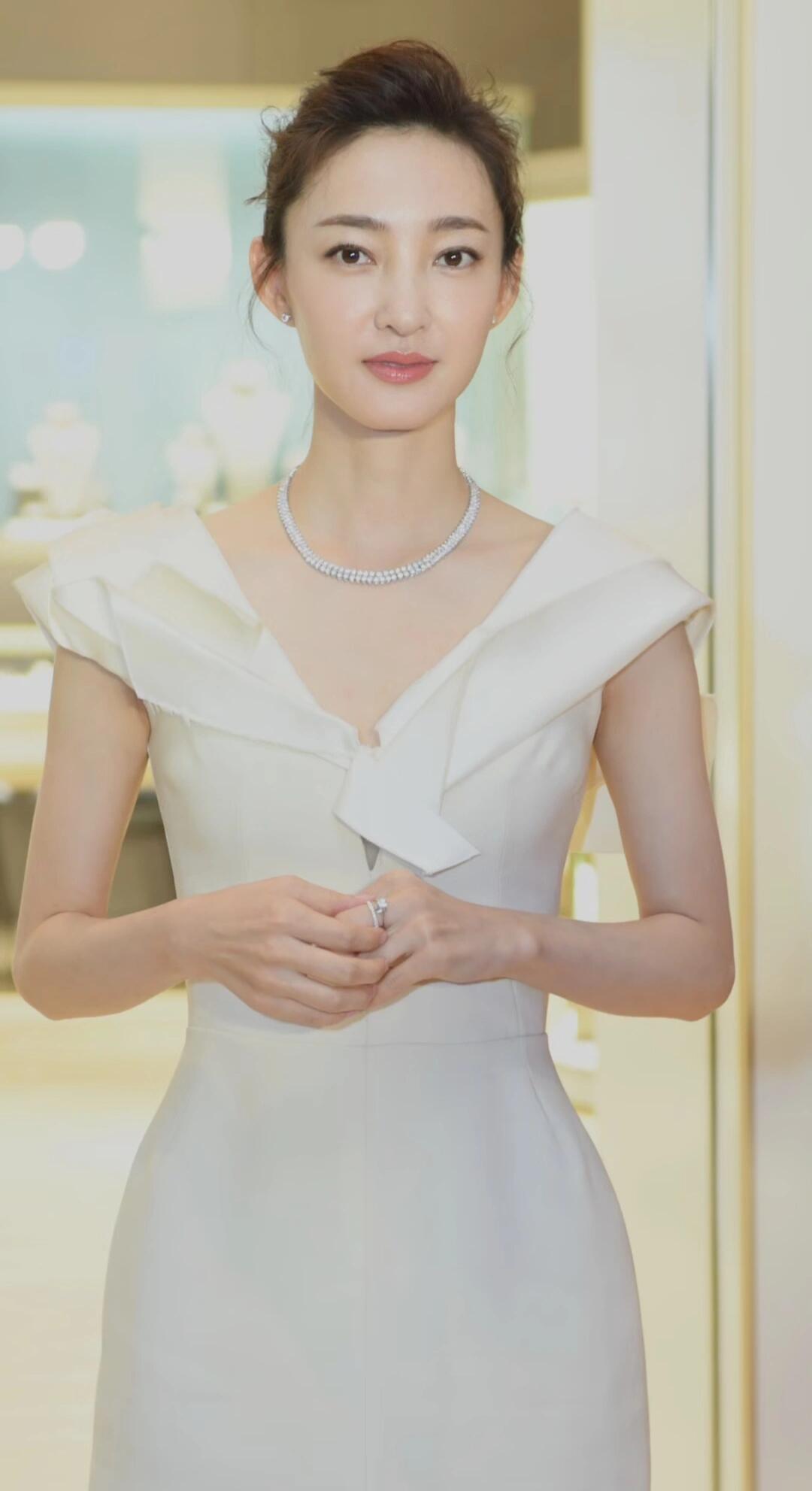 王丽坤——苗条美丽