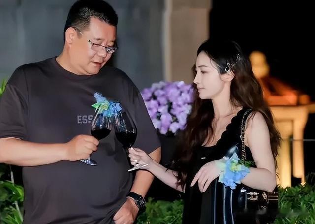 太可怕了!42岁姚笛变得不敢认了,离婚10年,马伊琍赢得云淡风轻(姚笛复出撞脸马伊琍)-第13张图片-九妖电影 太可怕了!42岁姚笛变得不敢认了,离婚10年,马伊琍赢得云淡风轻(姚笛复出撞脸马伊琍)-第13张图片-九妖电影