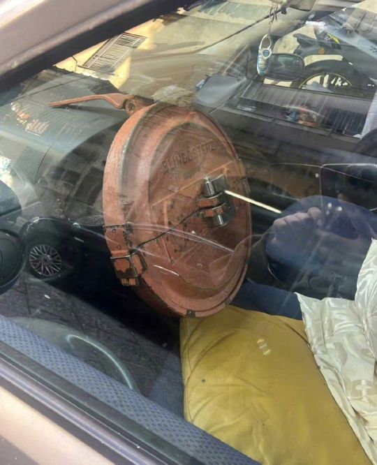 邻居家捷达买了个防盗锁看着真结实