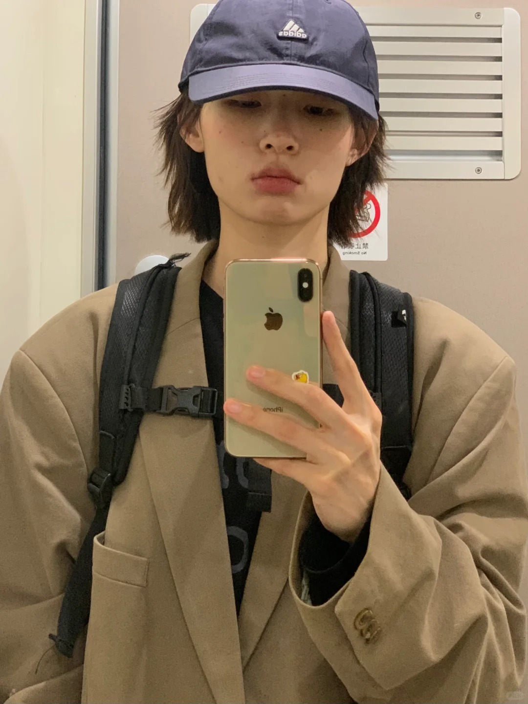 早上嚎🥱
困困困
回京打工