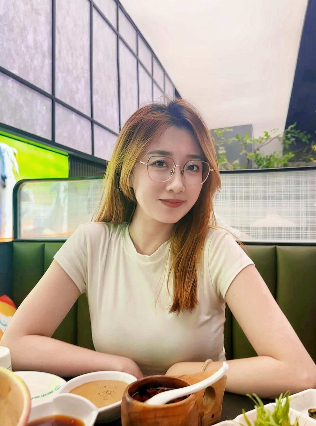 我吃吃吃吃