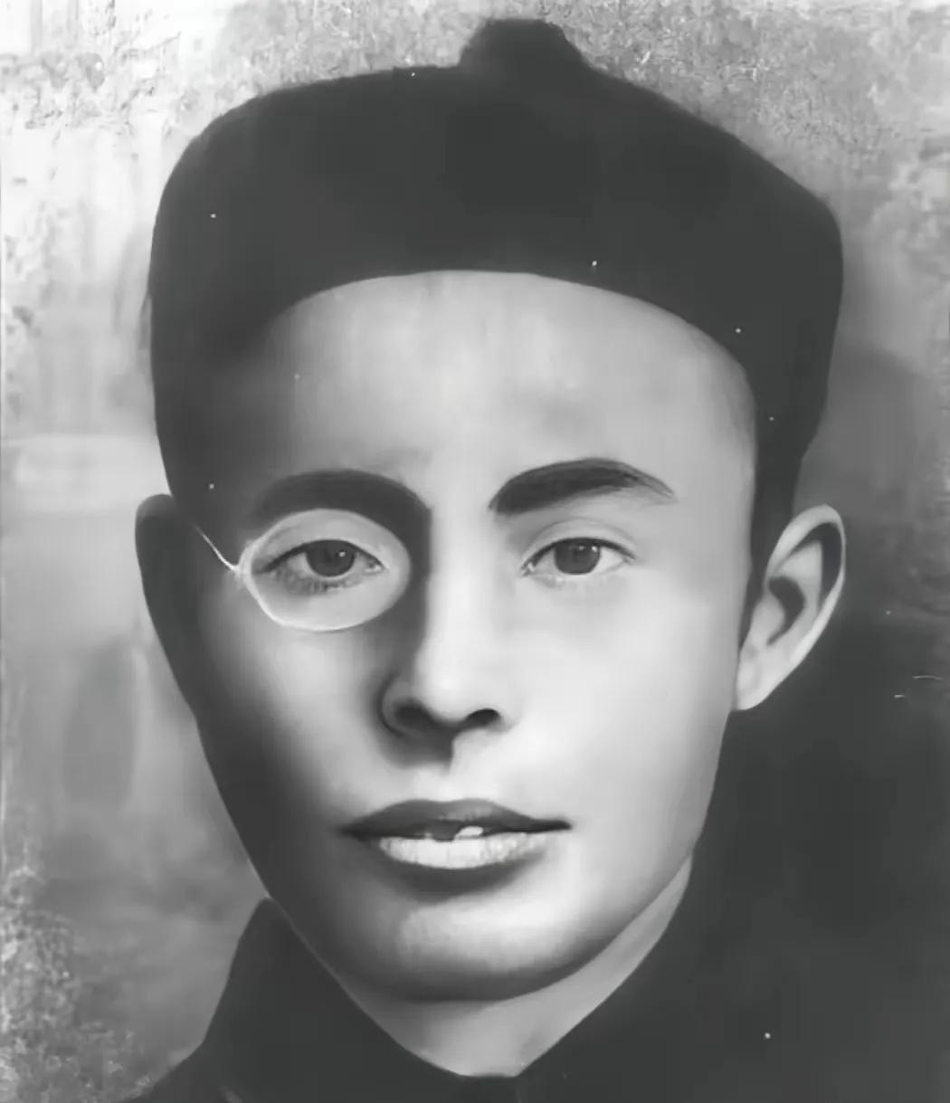 1907年，反清义士徐锡麟，被处决前留下的一张罕见老照片
?1907年7月6日，