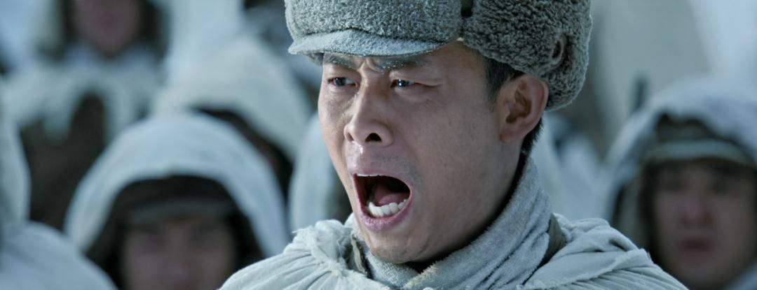 2021年拍摄电影《狙击手》的现场，张译的一声“到”让张艺谋和现场的剧组人员泪流