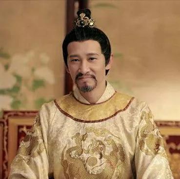 762年，唐朝太子李豫密谋废立，意图废除父亲李亨的继位权。得知消息后，唐肃宗李亨