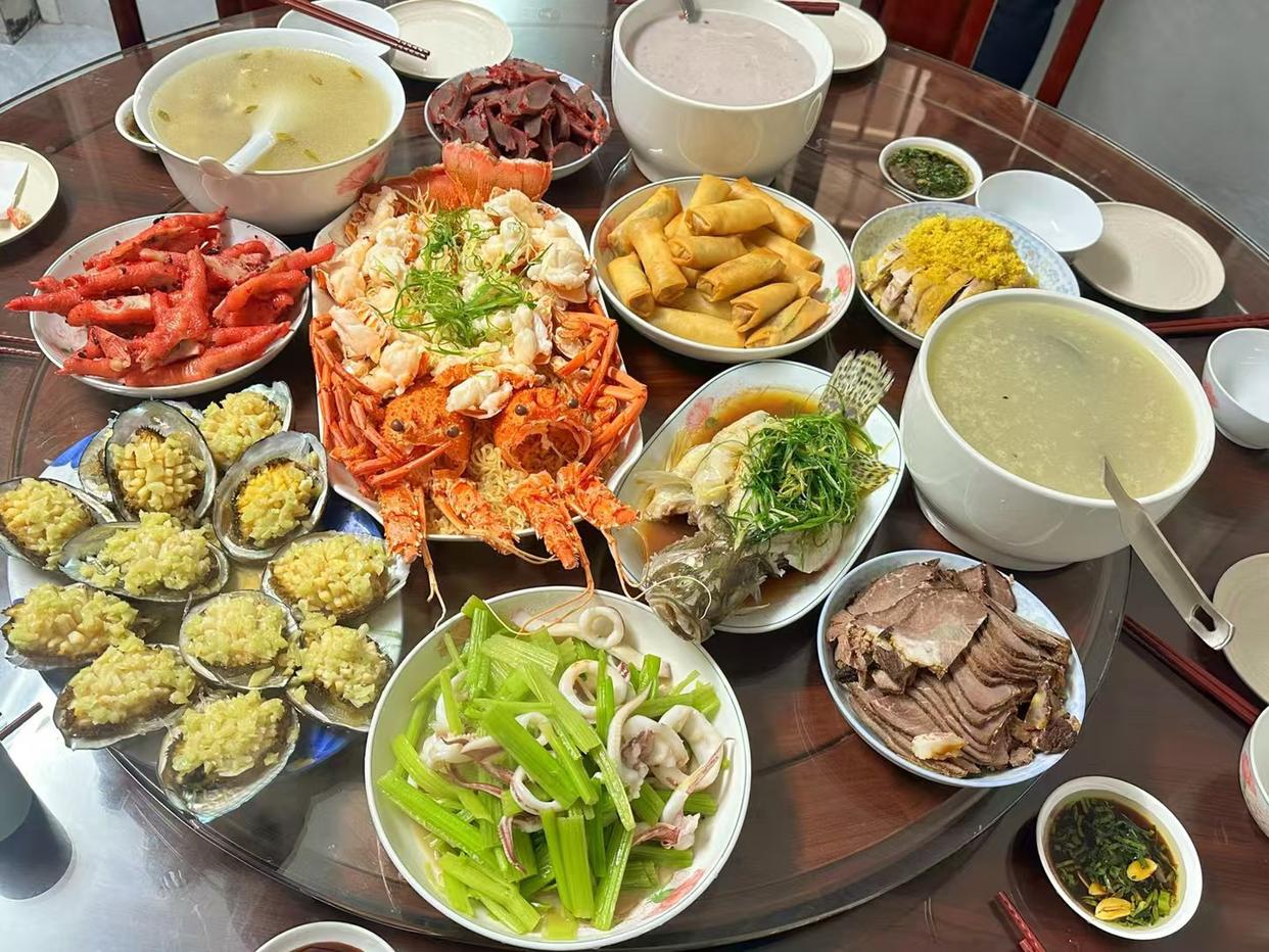 你们发现了吗
现在很多人家的二胎
都不办满月酒了
一般会生二胎的
都是头胎生的是