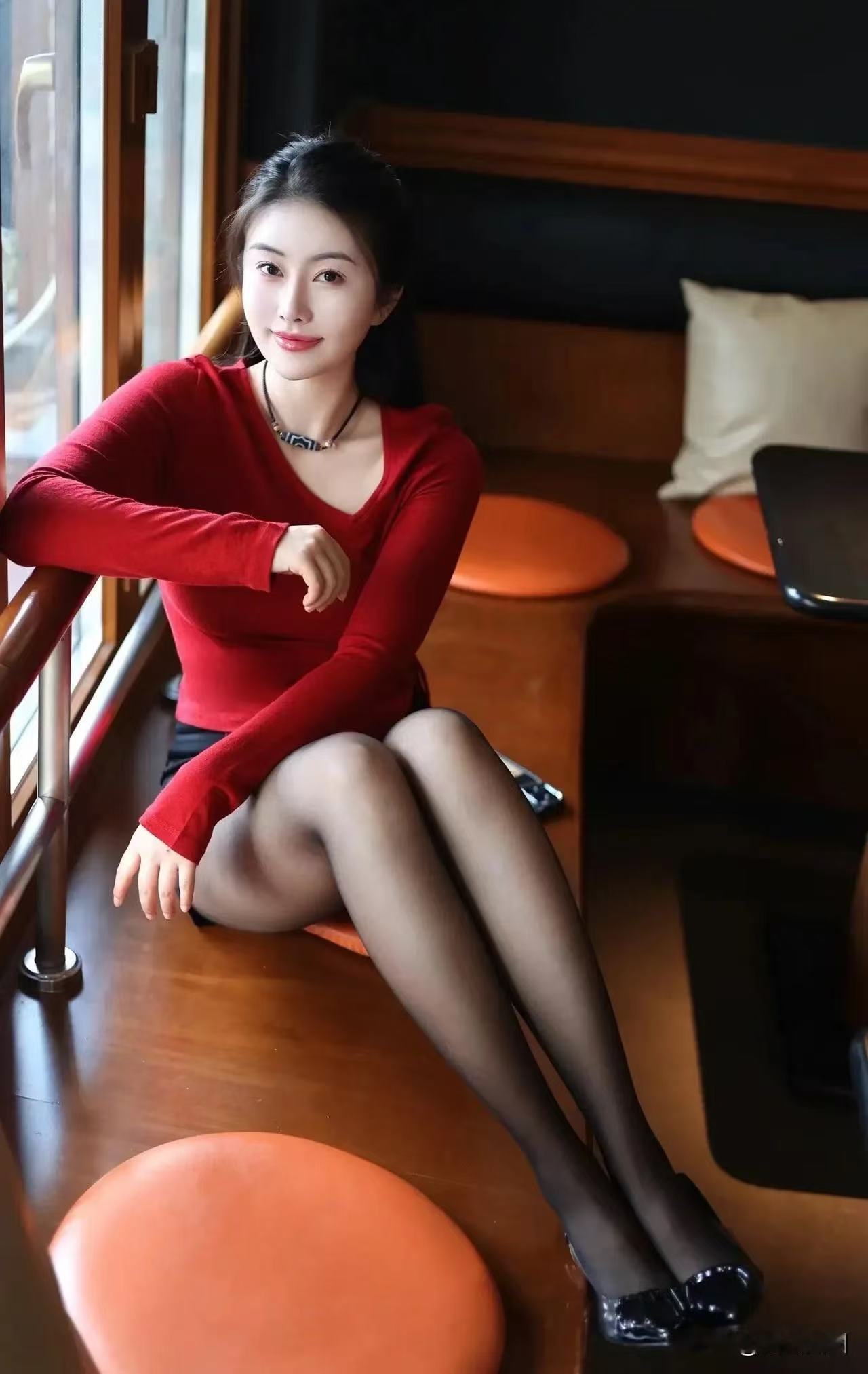 给我50万我就属于你你会愿意吗哈哈哈哈