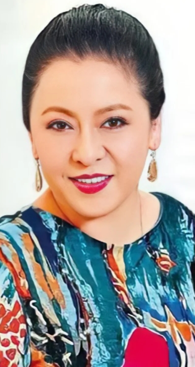 向太陈岚第一次直播就翻车了，从开始前的众星宣传，到直播过程中只念价格，不试吃产品