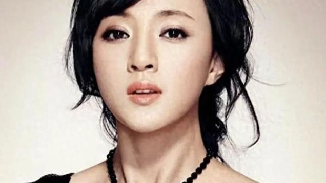 从春晚女神沦落至精神病院，“小品女王”金玉婷，实在太可惜了