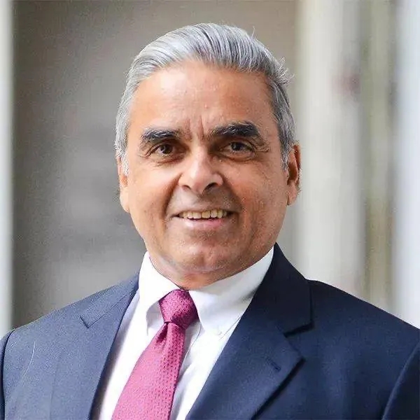 乌方驻新加坡大使传出最新消息，表示愿意参加由中方组织的讨论会，就俄乌战争进行深入