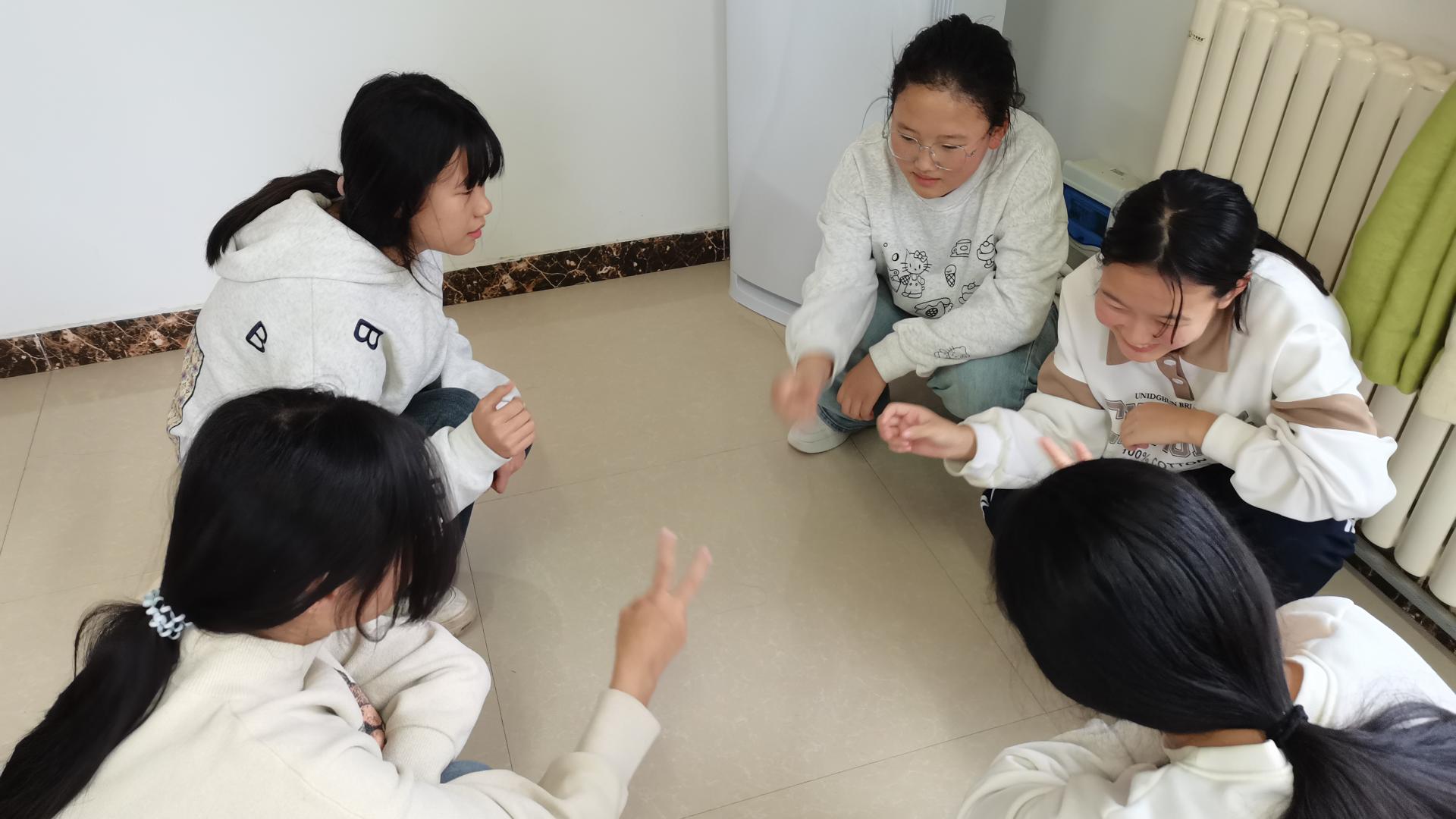 青少年心理健康服务活动进社区行动