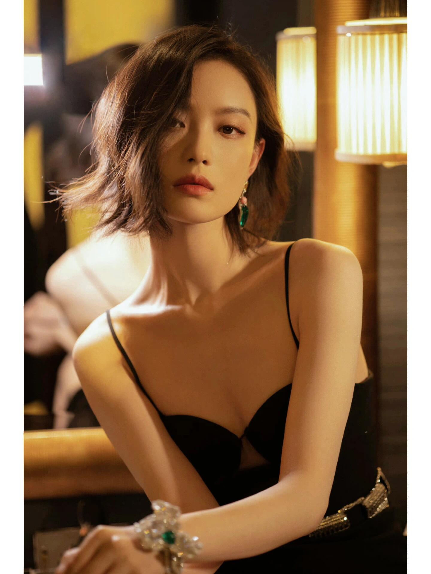 倪妮美照儿