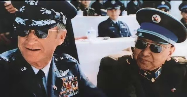 为什么上世纪80年代，中美蜜月期的时候我们不买点像F15之类的高性能飞机会来仿制