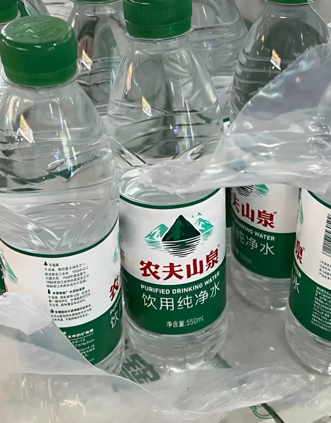 绿瓶改邪归正，金色为啥还是红色盖子
感觉还是难喝