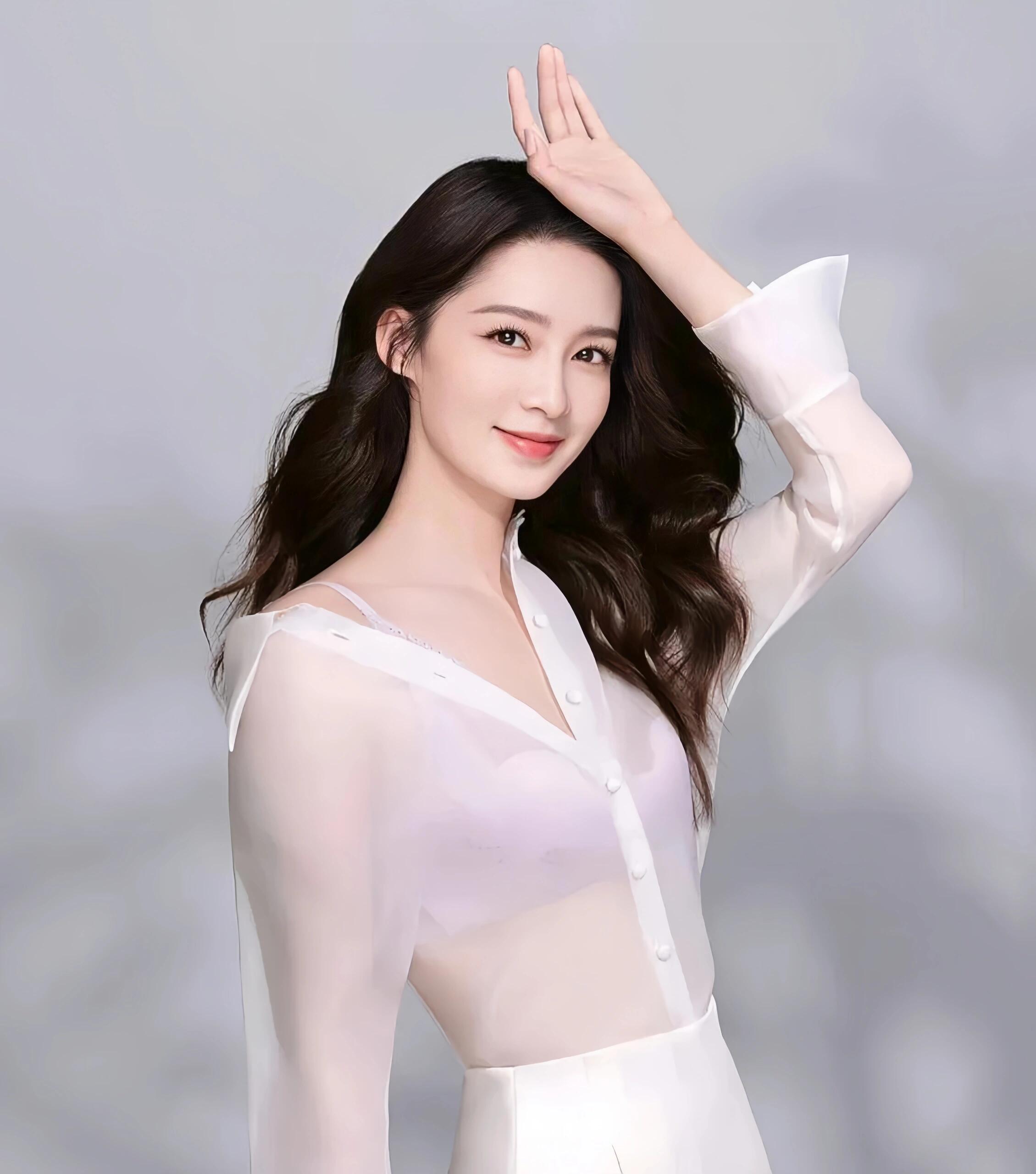李沁——气质迷人