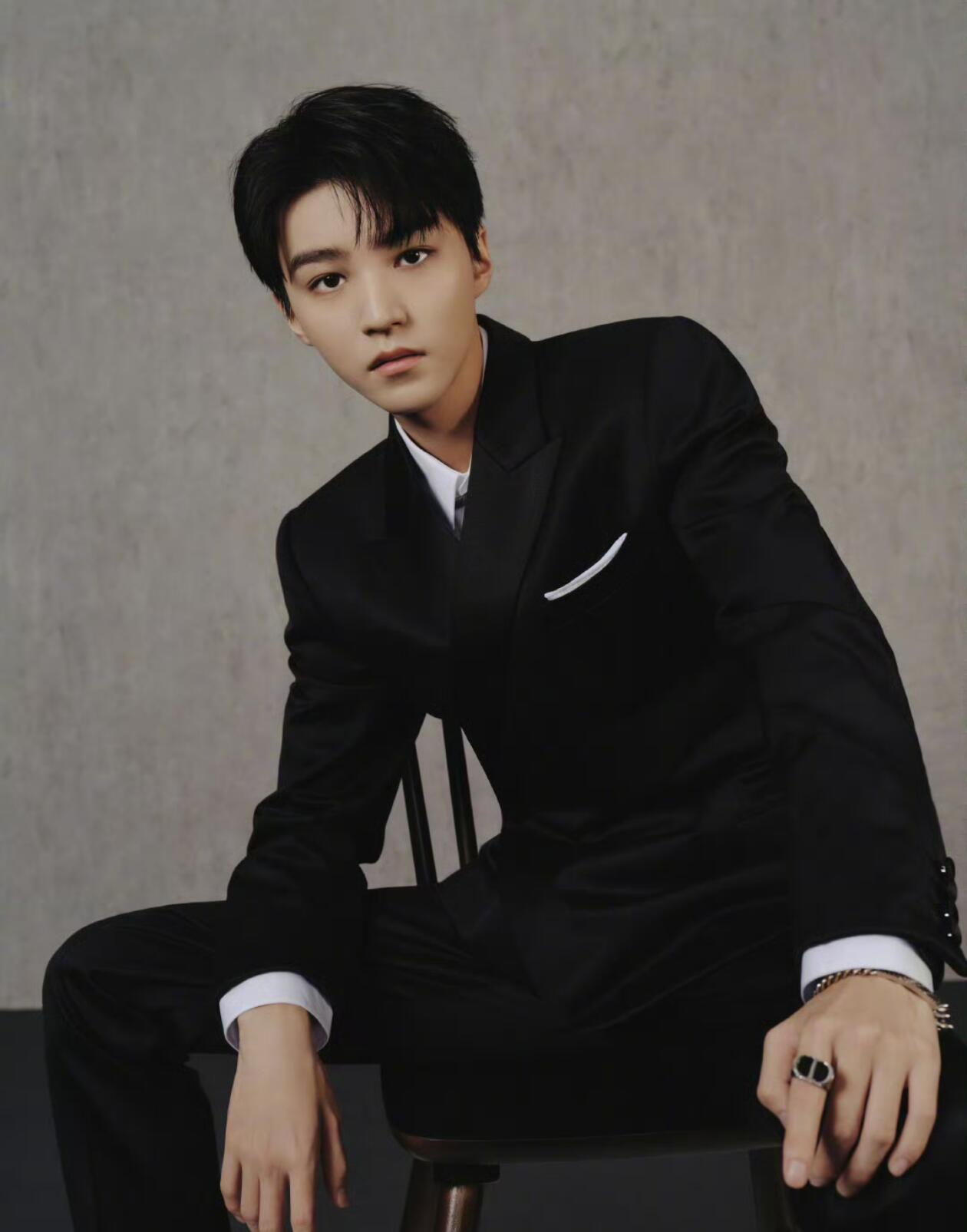 每天认识一个明星——王俊凯