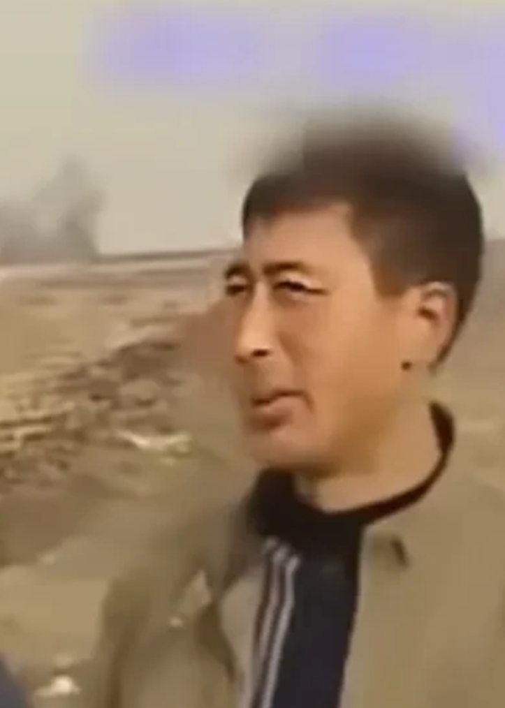 图片中的男人名叫尹庆喜，今年41岁，三年前因为勾搭上了一个女子马氏，便抛弃了与他