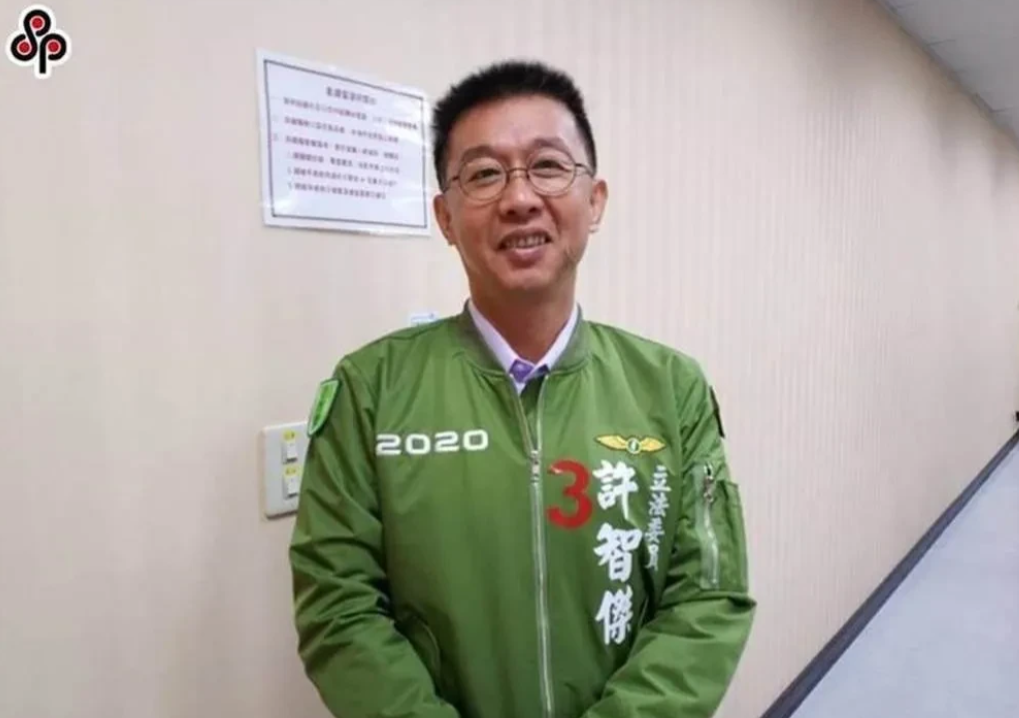 马英九来大陆，他要马英九身上带着这个…
马英九马上要来大陆了！
民进党“立委”许