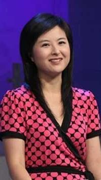 张泉灵：白发下的智慧与勇气