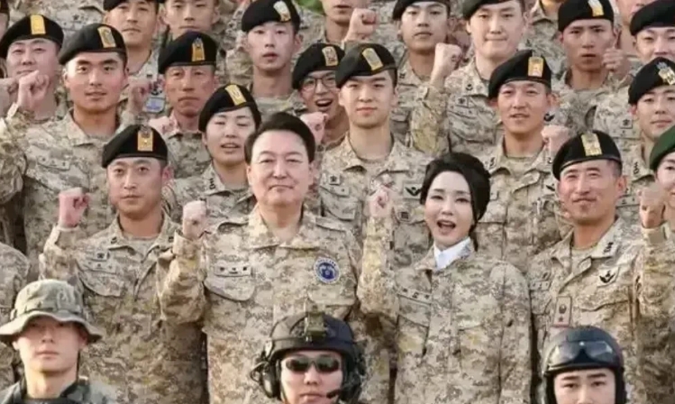 韩国总统的警卫处是韩国最有权势和影响力的部门之一，直接听命于总统的人员约691名