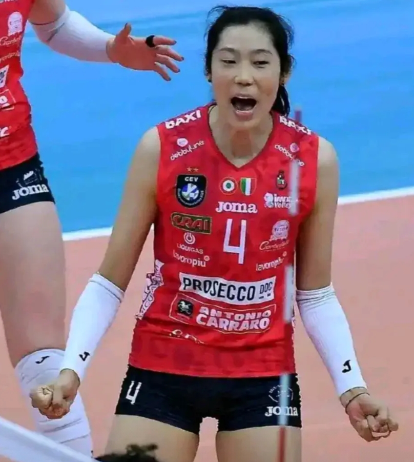 30岁的朱婷和加比才是顶级主攻，意甲联赛总得分排行榜数据，朱扣球得分双效率排名第