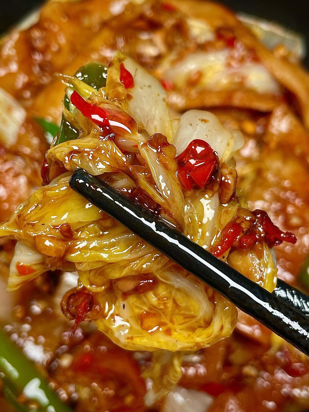 香辣娃娃菜蟹柳，好好吃哇
蟹柳Q弹滑嫩！娃娃菜清脆清甜！香辣过瘾，好吃不腻！
配