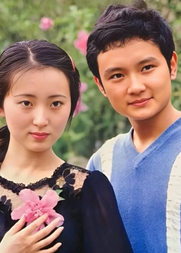 以前的演员们出道就是更早，当年陈晓旭饰演林黛玉只有18岁，而剧中另一位男主贾宝玉