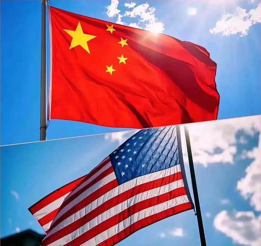 特朗普和拜登比较：
站在中国人民的立场上看，特朗普直言不讳，阳面抛下球，实则是不