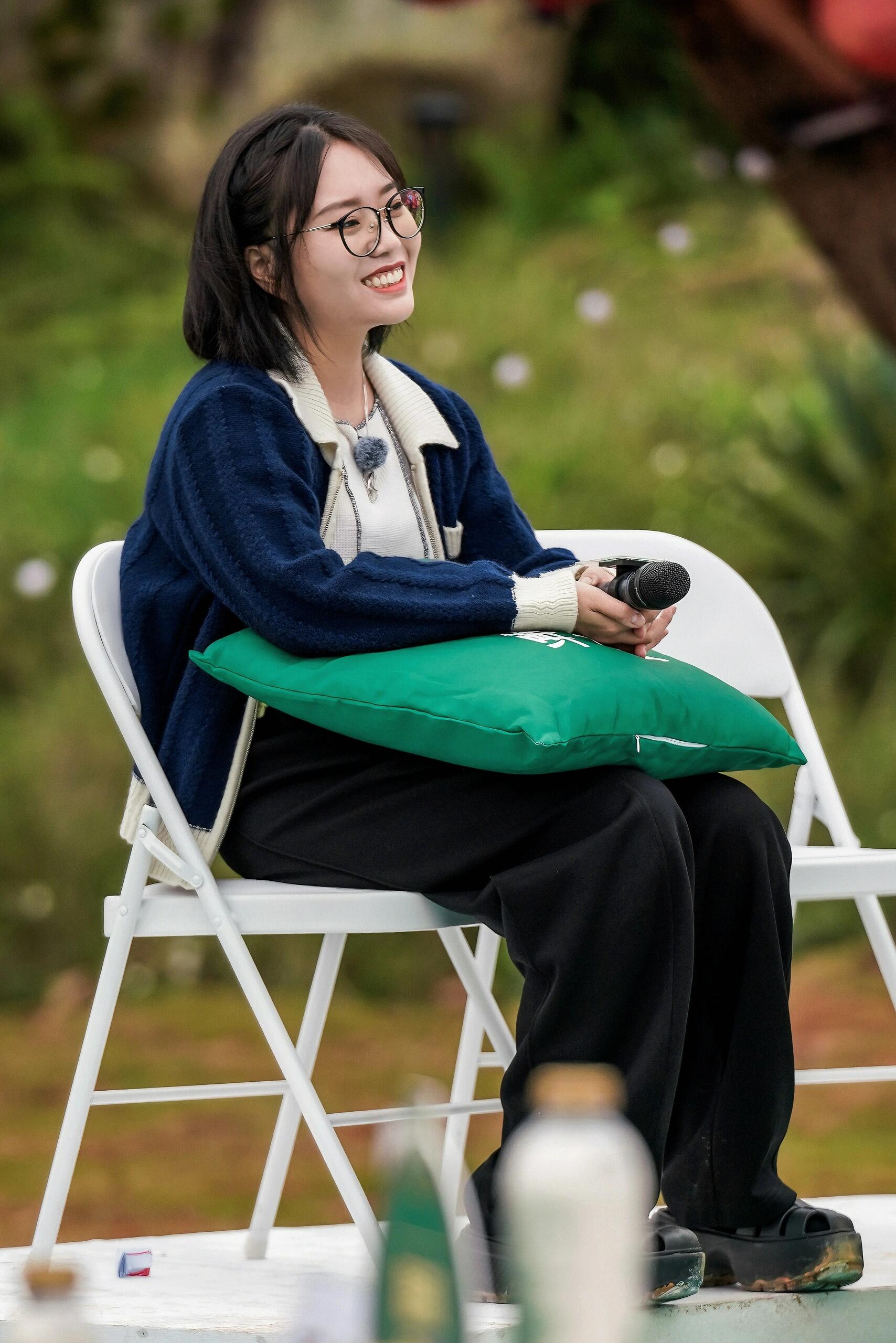 自然和自在的李雪琴