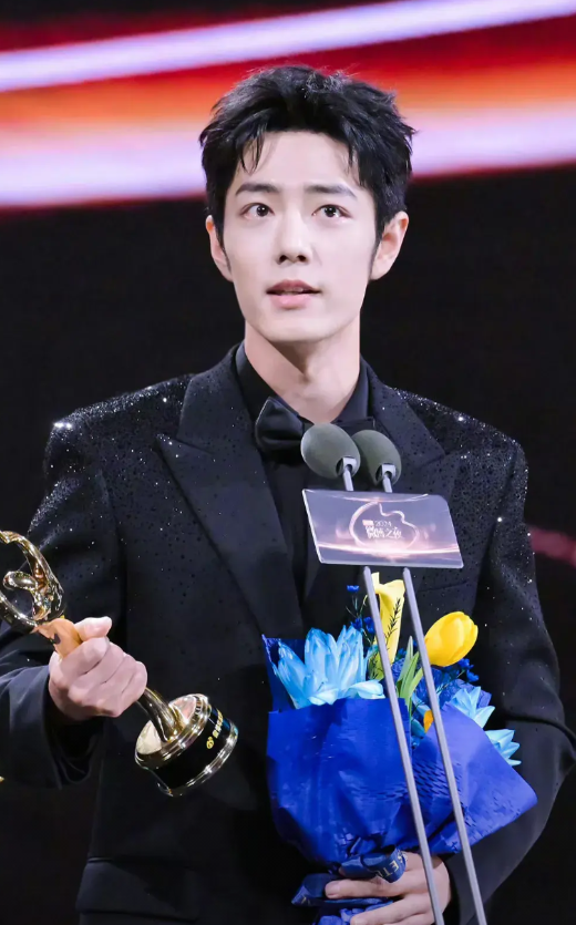 影视圈相关人说点真话，肖战太难了！毫不夸张？全内娱都盯着肖战电影射雕的成绩，这次