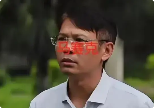 百色的禽兽老师唐毓文，真是聪明反被聪明误！
第一:自以为女学生过了14岁，就不是