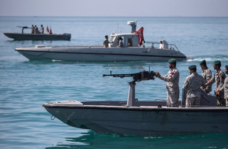 伊朗不敢开战，不敢在叙利亚打仗，其实也是两伊战争的后遗症，实在是打怕了！想当年伊