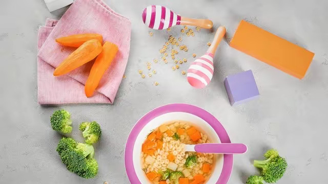 宝宝辅食添加全攻略：月龄对照表，科学喂养不再迷茫