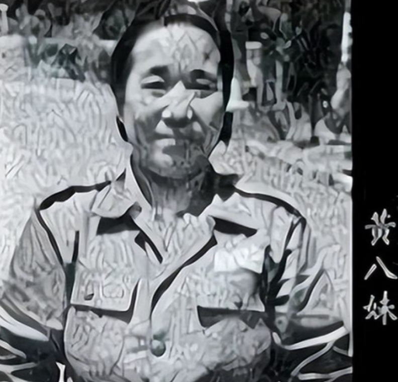 1937年，土匪黄八妹孤身一人赶往上海，见到土皇帝杜月笙，直接表示：自己想要一批