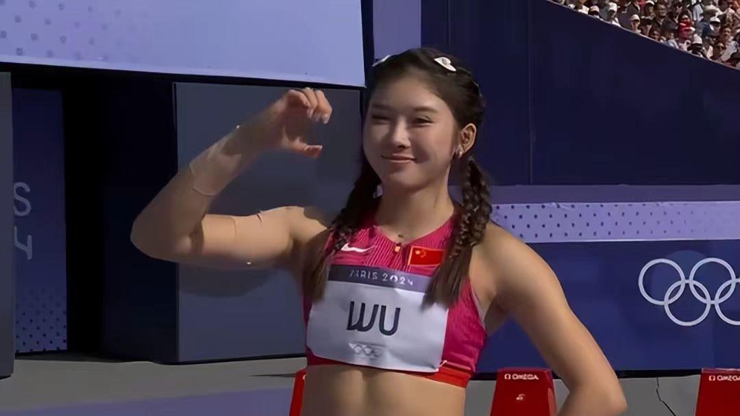 生理期赛场坚韧，吴艳妮忍痛冲奥运，网友热议：理解与支持并存！