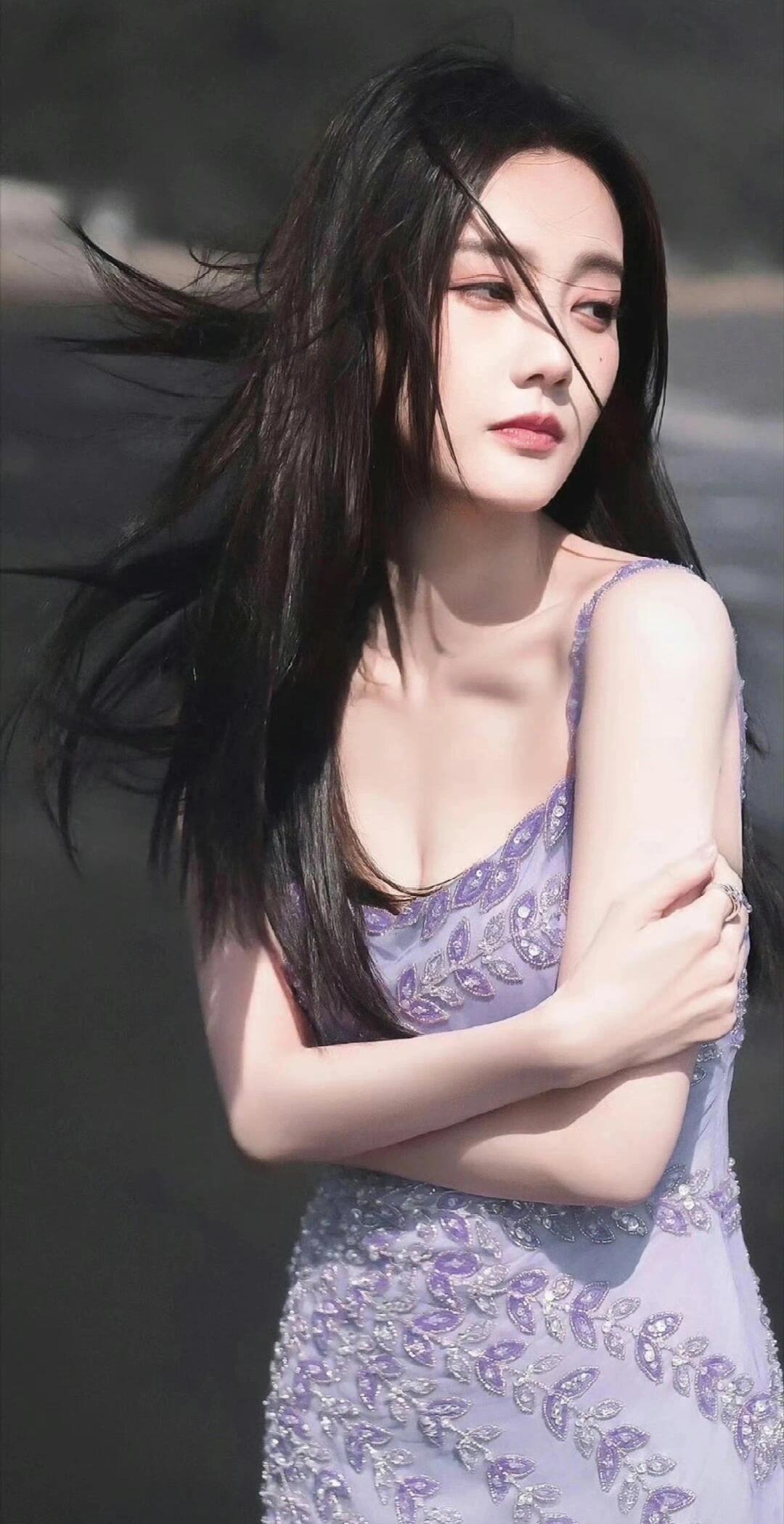 李一桐｜紫色很有韵味