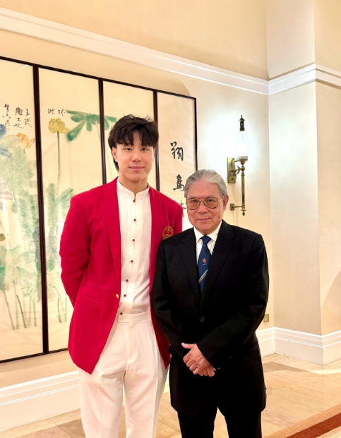 1996年亚特兰大奥运会结束后就有奥运冠军访港这项行程了，当时香港还未回归。

