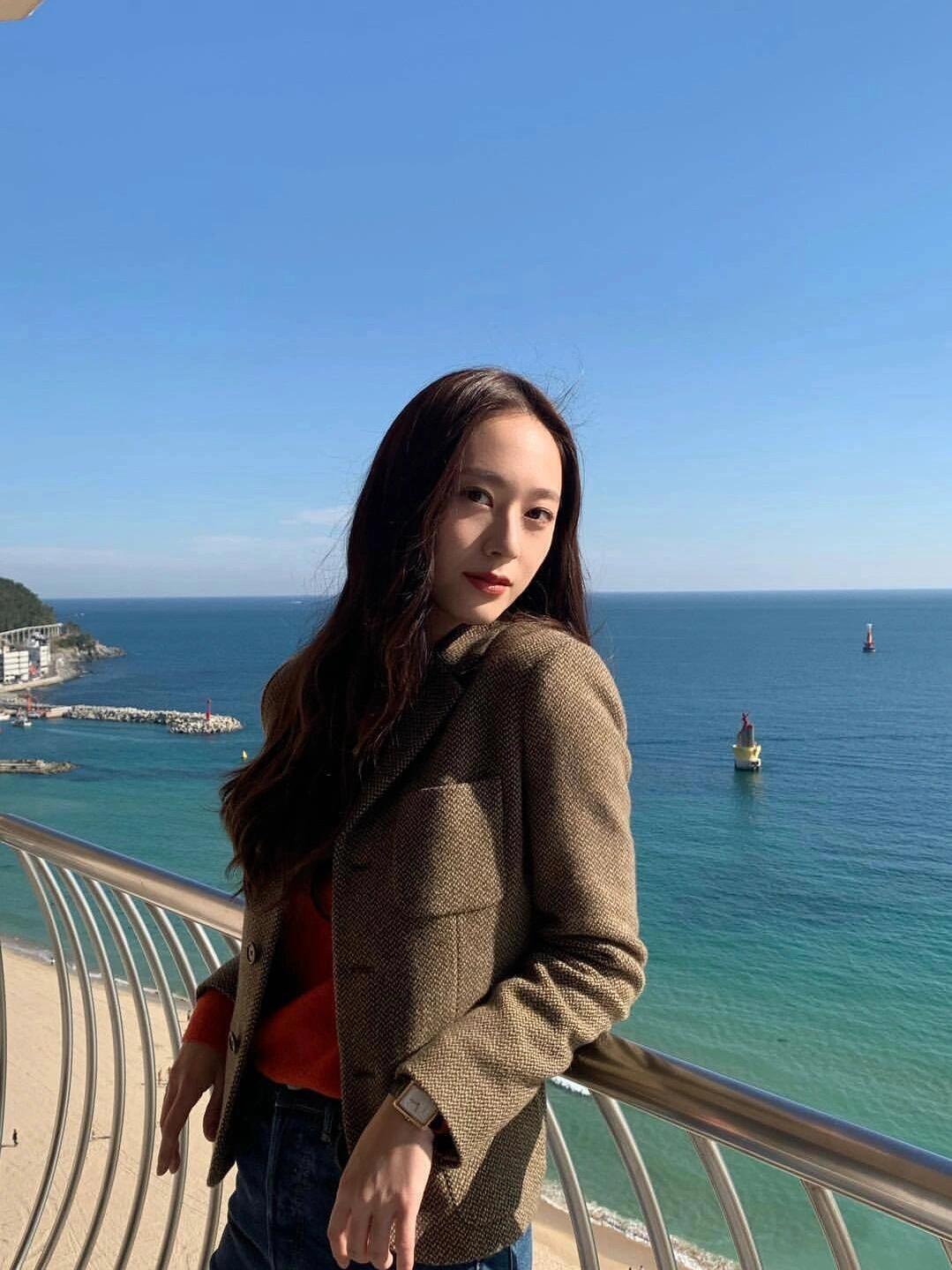 郑秀晶一直很顶