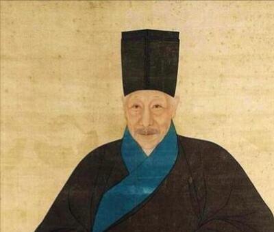 公元1593年，在菲律宾经商的陈振龙花重金买了一根红薯藤，冒死将它偷偷编进了回国