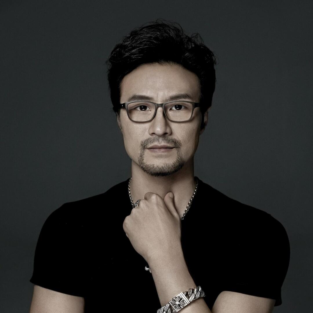 汪峰：超越娱乐圈的善举与情怀