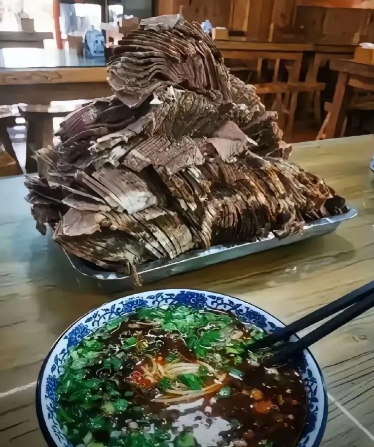 牛肉面，管够管饱管吃到爽！
