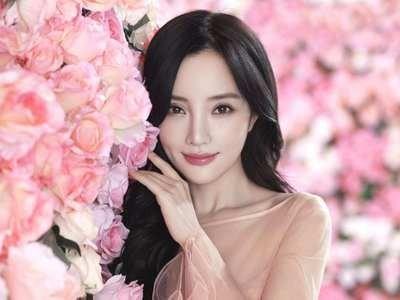 离婚5年,才看懂李小璐的这盘“大棋”,原来宋丹丹真的没说错(李小璐和宋丹丹演的电影)-第2张图片-九妖电影 离婚5年,才看懂李小璐的这盘“大棋”,原来宋丹丹真的没说错(李小璐和宋丹丹演的电影)-第2张图片-九妖电影