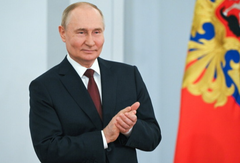 普京下战书，不服就来乌克兰试试！