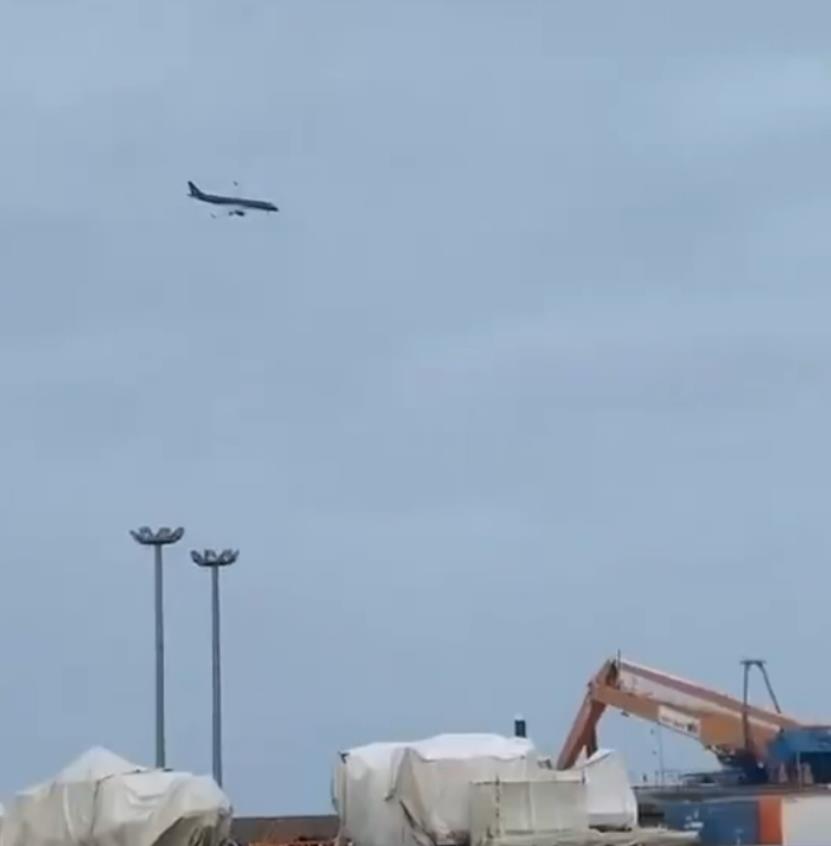 【哈萨克斯坦发生坠机事故，72人中的25人幸存，或是机组努力的结果】

12月2