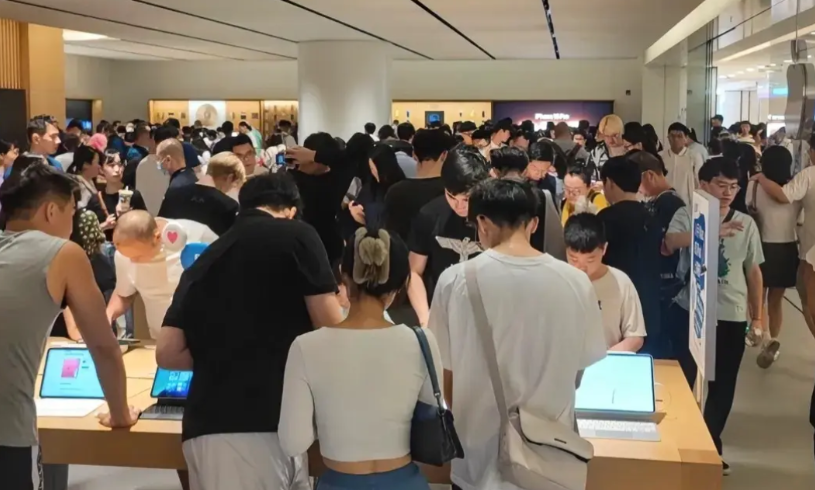 黄牛哭了，苹果没人要今年谁也没想到iPhone 16系列刚发售便破发
最近这事儿