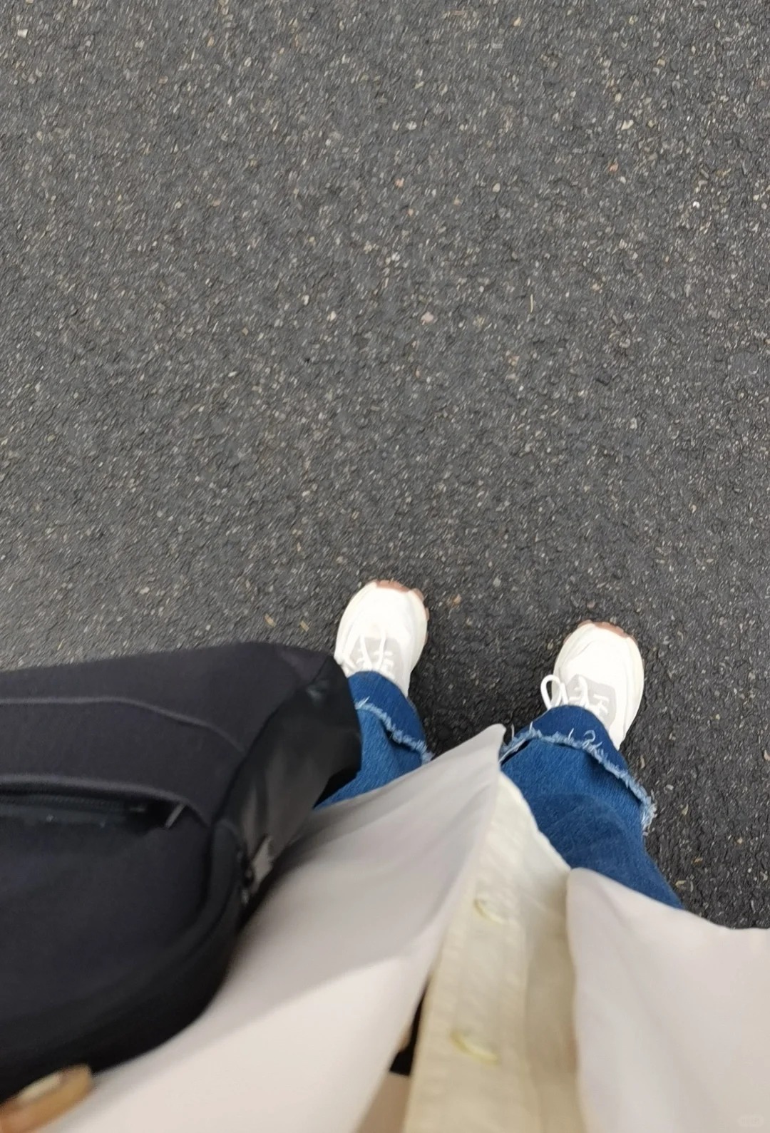 接复试一塌糊涂但顺利录取
紧张紧张紧张
估计今天能出复试结果了
希望老师能捞我一