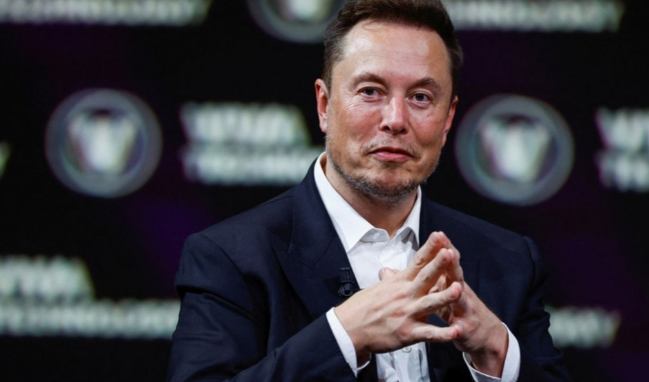 马斯克点评中方六代机曝光，批评语气前所未有！